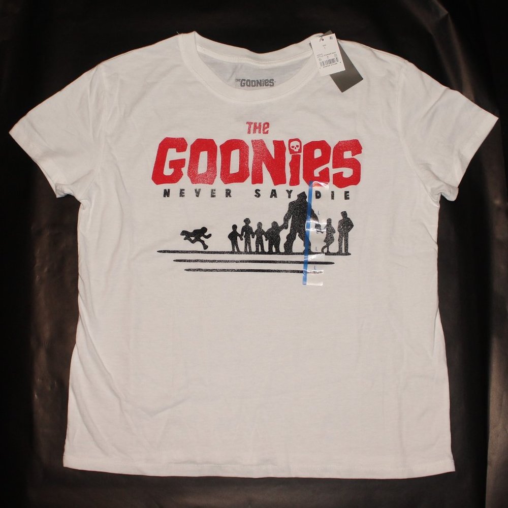 Vintage Goonies Never Say Die White Graphic Print T-Shirt New With Tags Size LRG